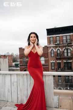 AmyTaylor, 49
